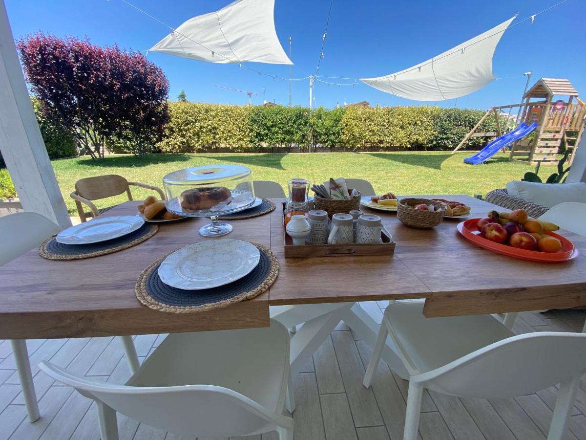 Apulia Casa E Cucina Bed and Breakfast Trani Εξωτερικό φωτογραφία
